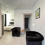 Victoria Apartment *
