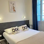 Victoria Apartment *