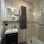 Victoria Apartment