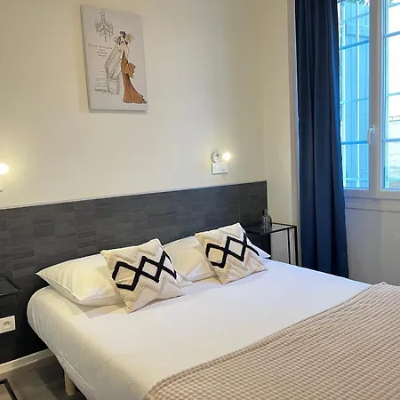 Victoria Apartment *