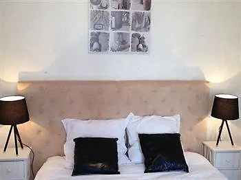Victoria * Vichy